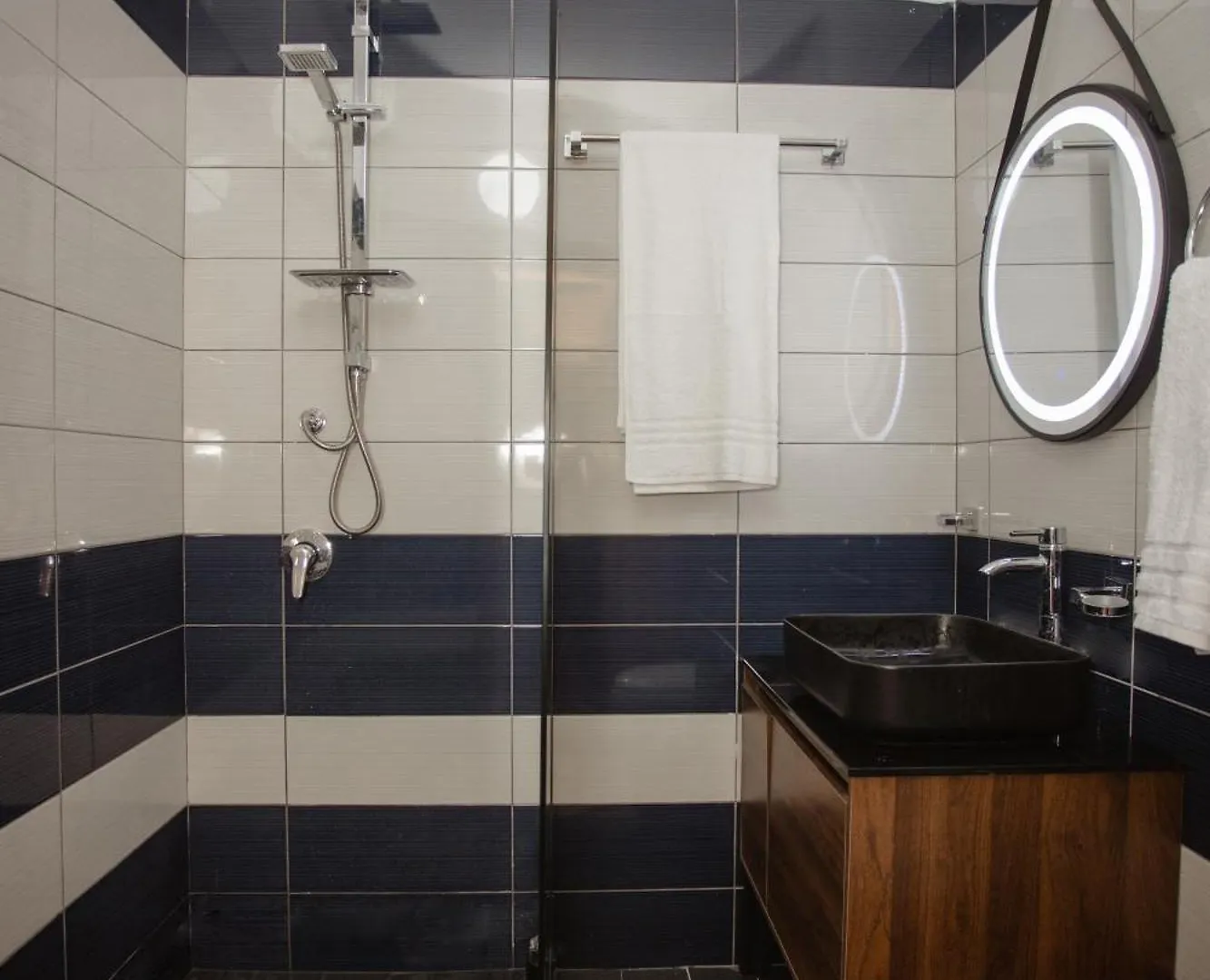 Апартаменты 446 Luxury Apartament Center Шкодер